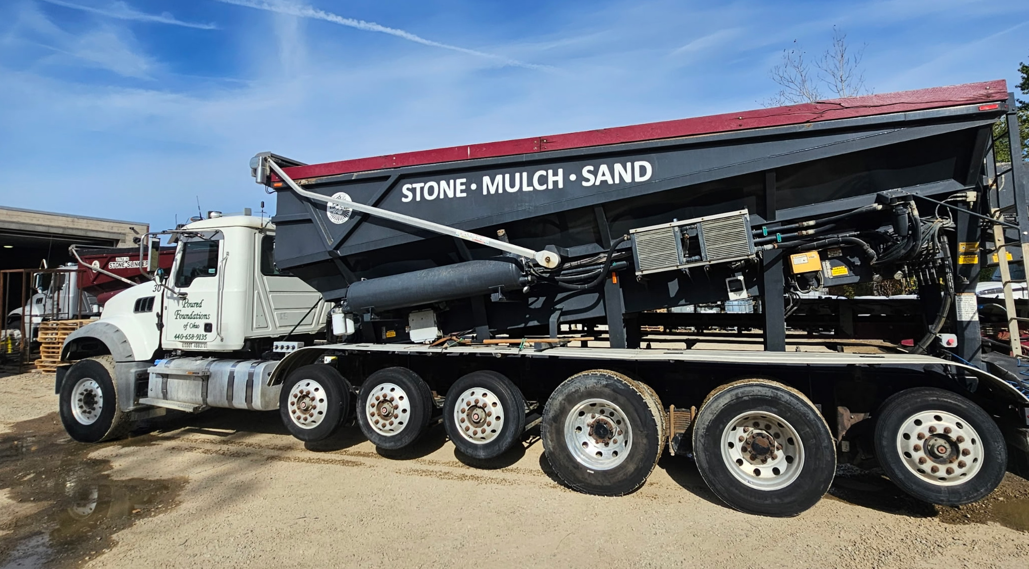 2018 Mack w/ Dahms Ultra